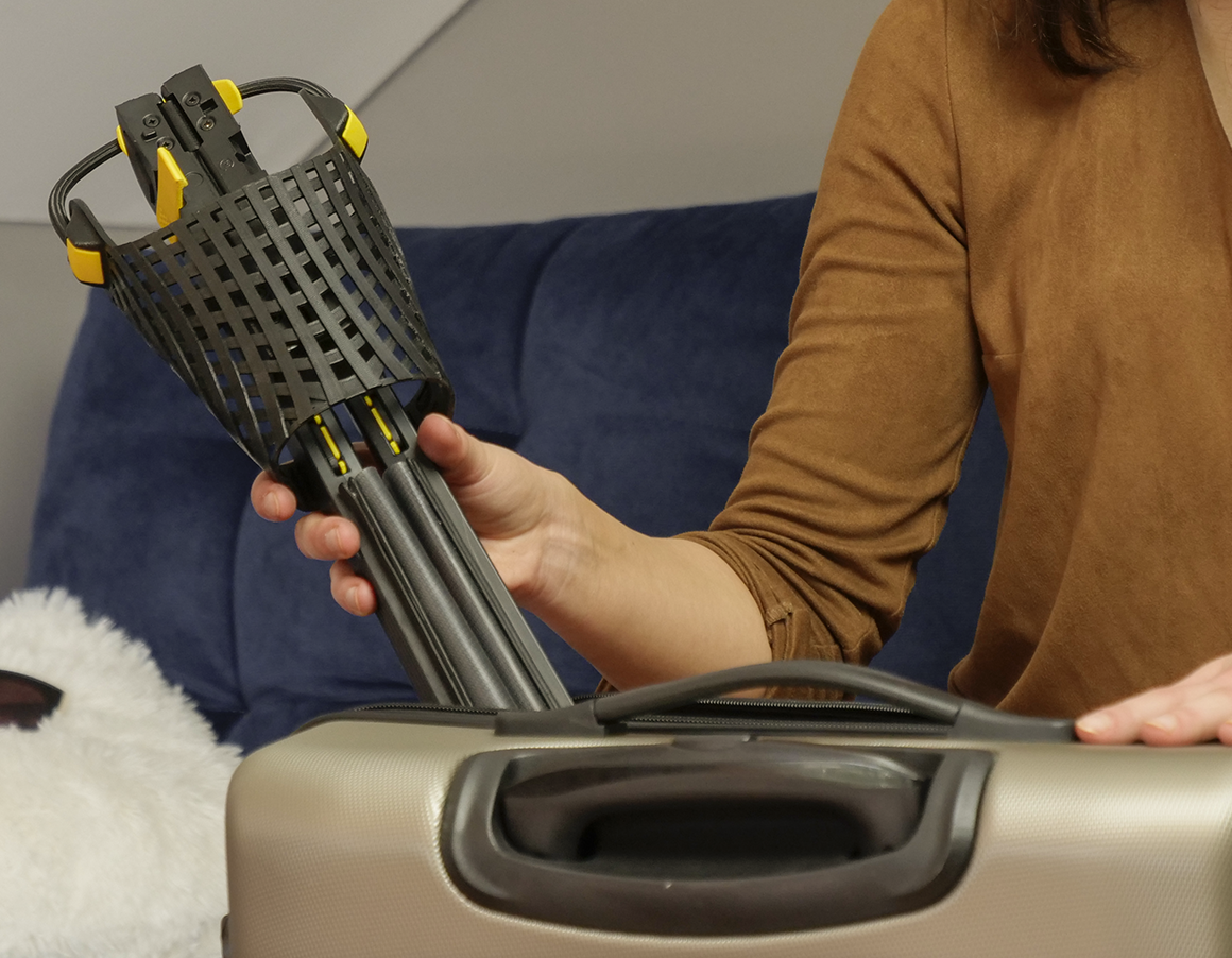Packing folded FoldingFins into a carry-on
